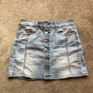 American Eagle denim skirt size 4